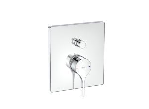 built-in-bath-shower-mixer-to-complete-with-roca-box