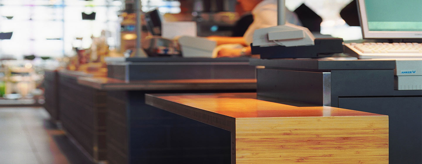 بامبو در طراحی داخلی کافه رستوران به عنوان مبلمان