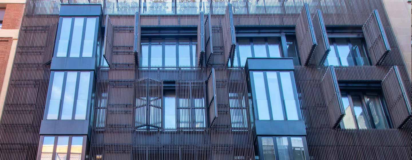 Bamboo-X-treme-by-Gradhermetic-residential-façade-in-Madrid-6