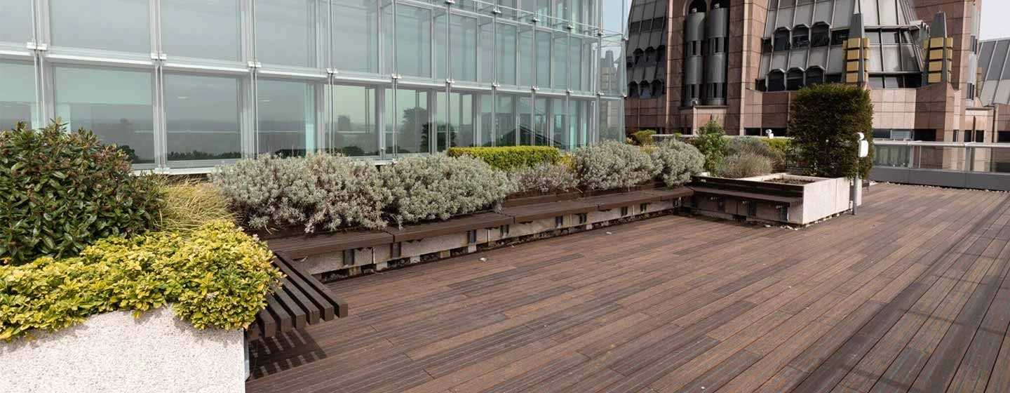 Bamboo-decking-at-the-Fenchurch-1